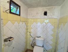 Продается дом в Сухуме район вокзала 