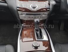 Nissan fuga