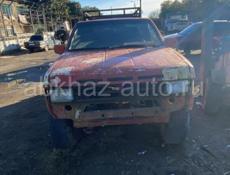 Nissan Terrano II