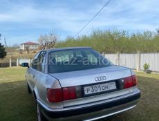 Audi 80