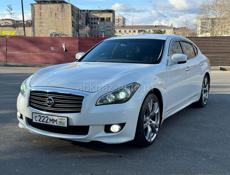 Nissan Fuga