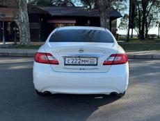 Nissan Fuga