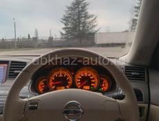 Nissan fuga