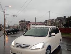 Toyota Ipsum