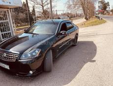Nissan fuga