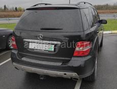 Mercedes-Benz ML