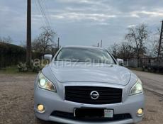 Nissan fuga