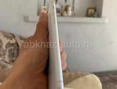 Продам айфон xr 64 gb