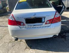 Nissan fuga