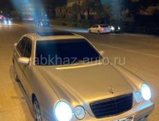Mercedes-Benz E-Класс