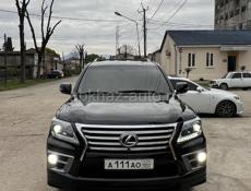 Lexus LX