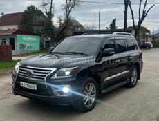 Lexus LX