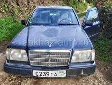 Mercedes-Benz 124