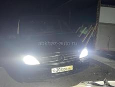 Mercedes-Benz Viano