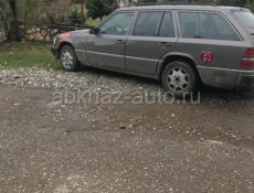 Mercedes-Benz 124