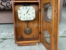 Старинные часы янтарь 1960-70 годах