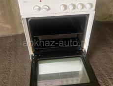 Продам электрическую плиту 