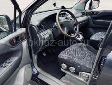 Mitsubishi Space Wagon
