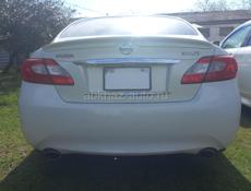 Nissan fuga