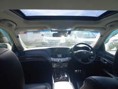 Nissan fuga