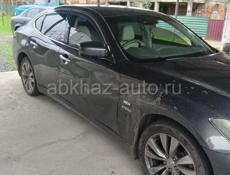 Nissan fuga