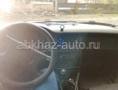 Audi 80