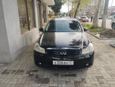 Infiniti M35