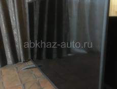 Продаётся телевизор в хорошем состоянии интернет поддерживает 25 тысяч. 