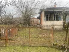 Срочно продается  земельный участок в поселке Бзыбь 