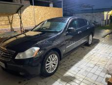 Nissan fuga