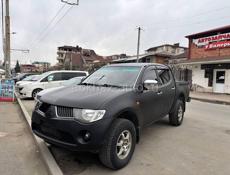 Mitsubishi L 200