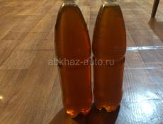 С Кодорского Ущелье мёд каштановый
