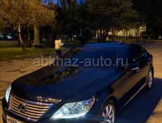 Lexus LS
