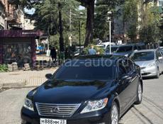 Lexus LS