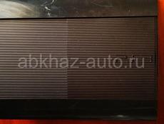 Продается PlayStation 3 с 4 дисками и проводным джойстиом