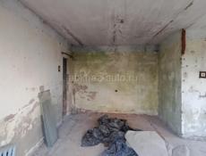 Срочная продажа большой полуторки с балконом в шесть метров по ул Бейгуа, квартира находится рядом с новым девятиэтажным домом на втором этаже пятиэтажного дома. Все документы на руках ,выкупленная. Продажа БЕЗ РИЭЛТОРОВ,АГЕНСТВ И ПОСРЕДНИКОВ !!!