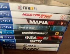 Продаю PS4 