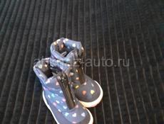 Детские теплые ботинки 