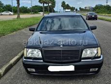 Mercedes-Benz S-Класс