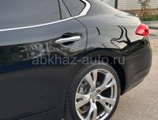 Nissan fuga