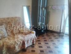 Срочно продается 1 комнатная квартира в центре на 4 этаже  