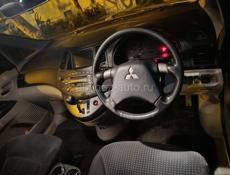 Mitsubishi Grandis