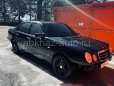 Mercedes-Benz E-Класс
