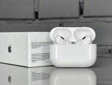 Новые наушники AirPods Pro