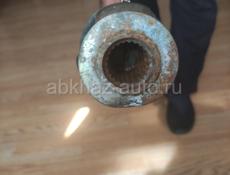 Полуось