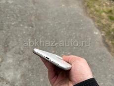 iPhone 11 128Gb идеал 