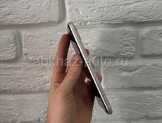 iPhone 11 64gb  white 