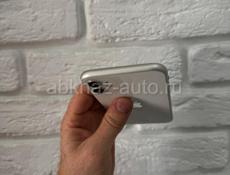 iPhone 11 64gb  white 