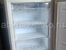Продам холодильник LG