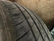 245/55ZR19